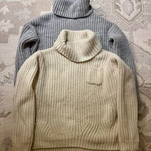 Zara Girl's Cream and Gray Knitwear size 13/14